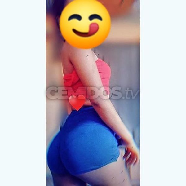 Cariño, bienvenido a mi excitante perfil. Mi nombre es Rouss, soy una hermosa e imponente pucallpina de 19 años. Me destaco por tener un cuerpo irresistible, piel clara, mido 1.60 tengo cabello lacio y soy delgada. Sin duda, viviremos una experiencia única y divertida bajo las sábanas.Mi atención será muy complaciente, por ello, tendrás trato de novia, besos y cumpliré tus fantasías. Asimismo, haremos las posiciones que desees y el tiempo que puedas. Además, tendrás un riquísimo sexo oral, y podrá ser delicado y las veces que quieras.