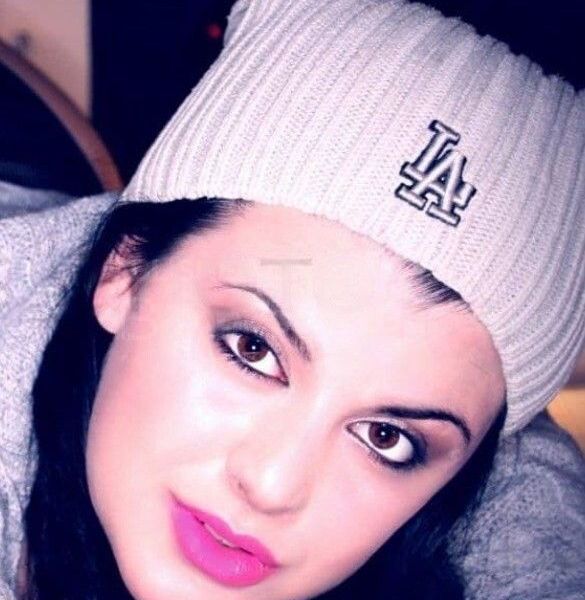 If you like 100% natral here you have me, Spanish, tattooed, porn actress. If your biggest fantasy is to be with a porn actress here you have me.