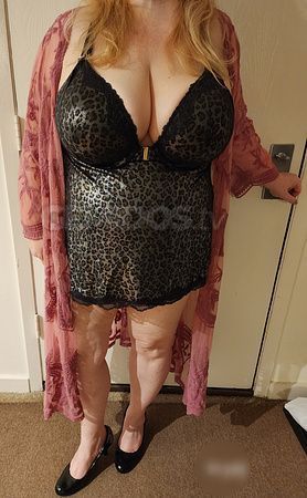 NEW PICs Alert plus Happy, Horny Greetings Lovers! So hope we get to spend some time together soon! ❤️ 

Chicagoland Travel is ON! Where shall I visit next? Downers Grove, some North Shore burb, Bolingbrook? Text me a city you'd like me to visit. If I get enough interest I'll happily be there to drain YOU!
